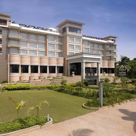 Royal Orchid Central Kireeti Hampi, Hospet Exterior photo
