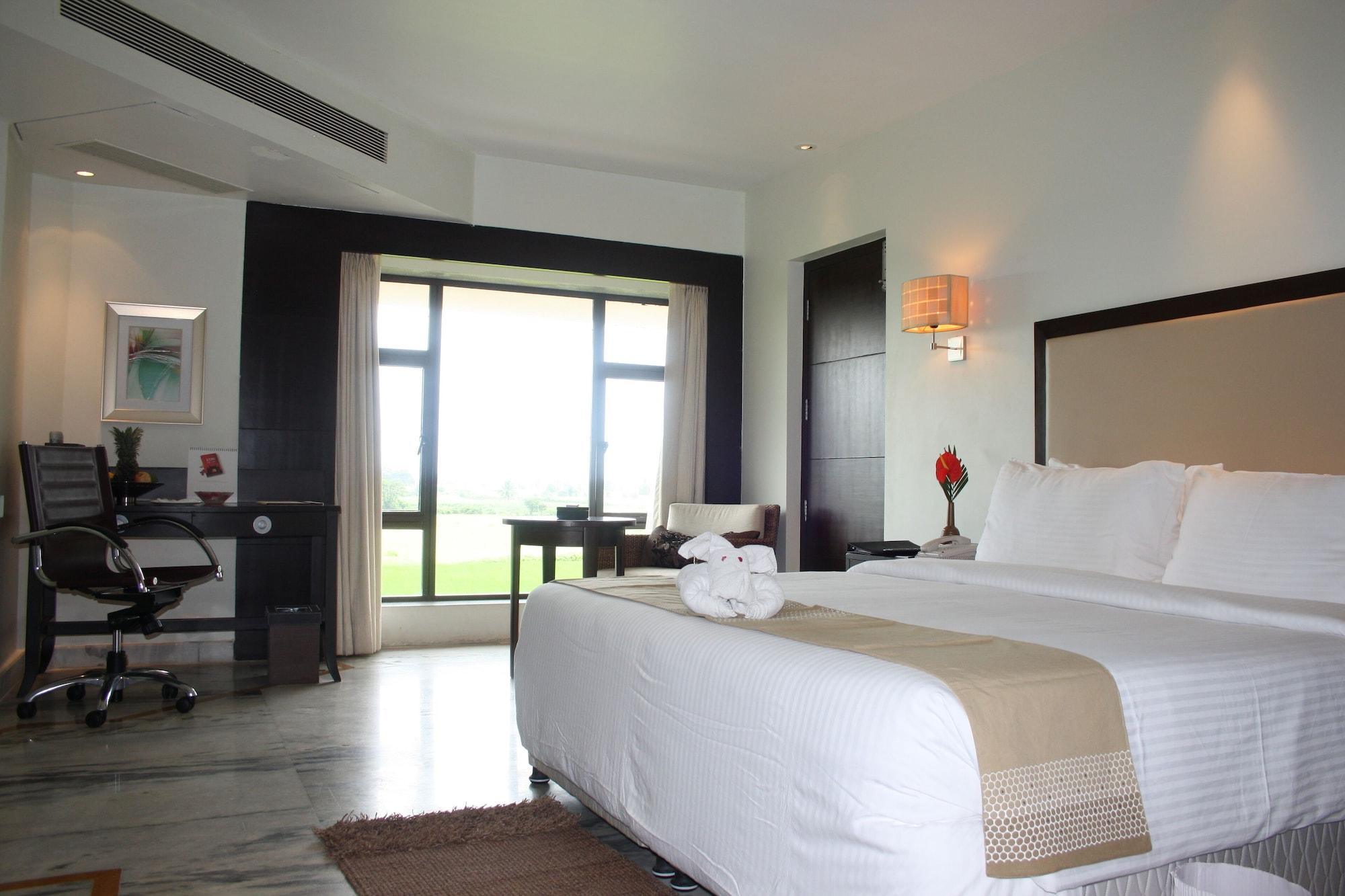 Royal Orchid Central Kireeti Hampi, Hospet Exterior photo