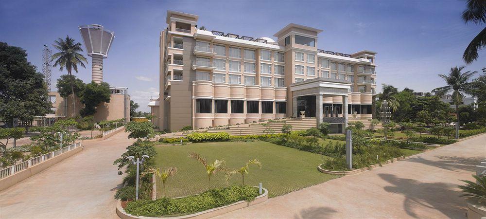 Royal Orchid Central Kireeti Hampi, Hospet Exterior photo