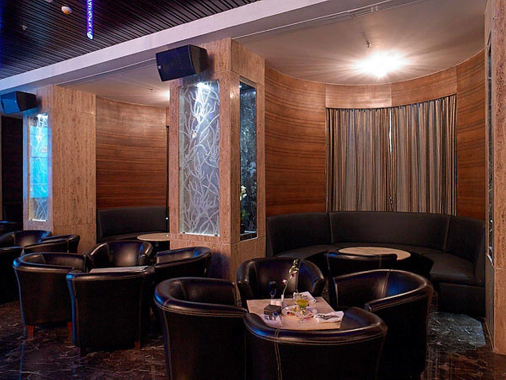 Royal Orchid Central Kireeti Hampi, Hospet Exterior photo